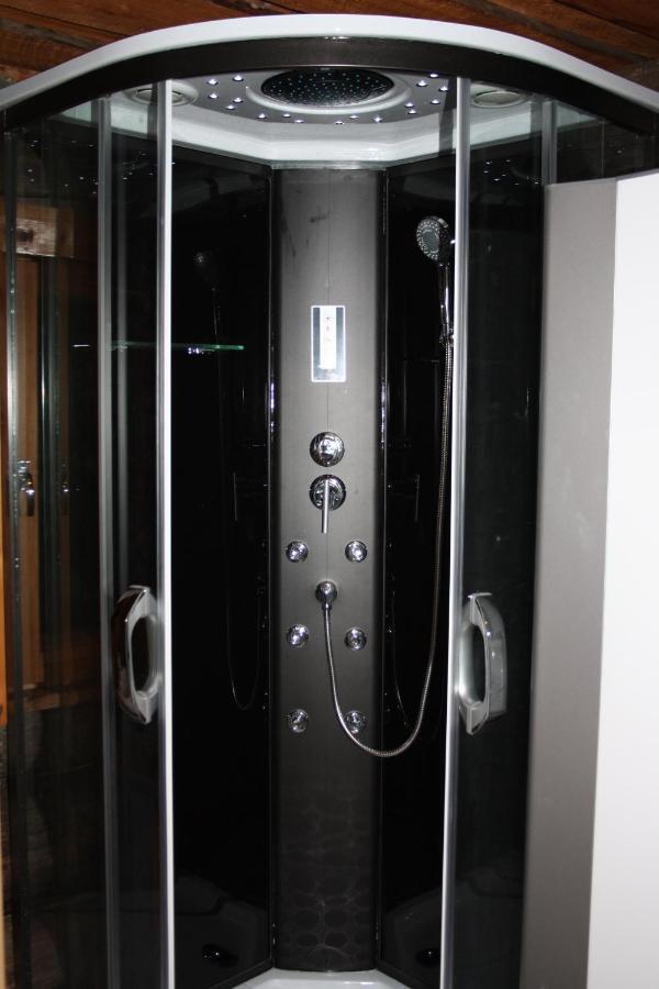 Pahtaja Chalet 로바니에미 외부 사진